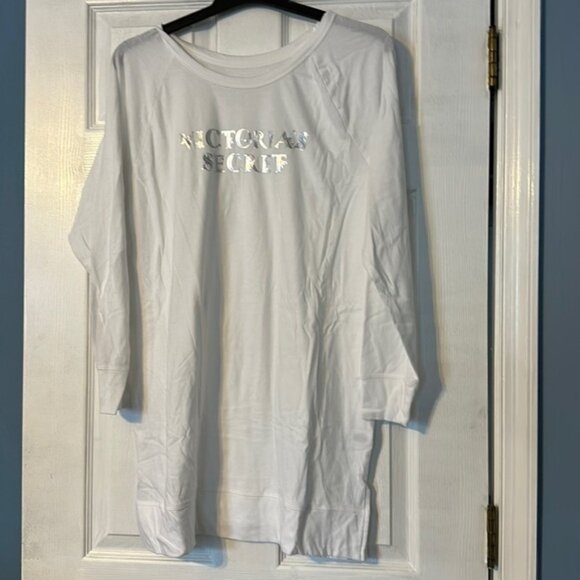 VICTORIAS Secret women’s top; size large - Picture 1 of 5